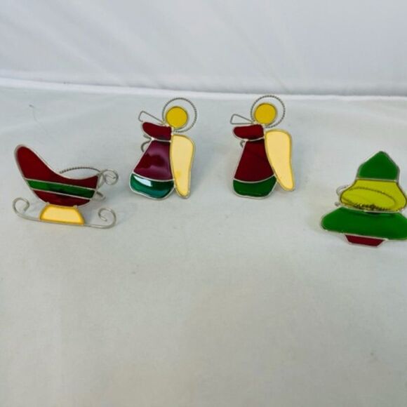 Lot Of 4 Stained Glass Christmas Napkin Holder Rings Sleigh 2 Angels Tree Excell - Picture 1 of 6